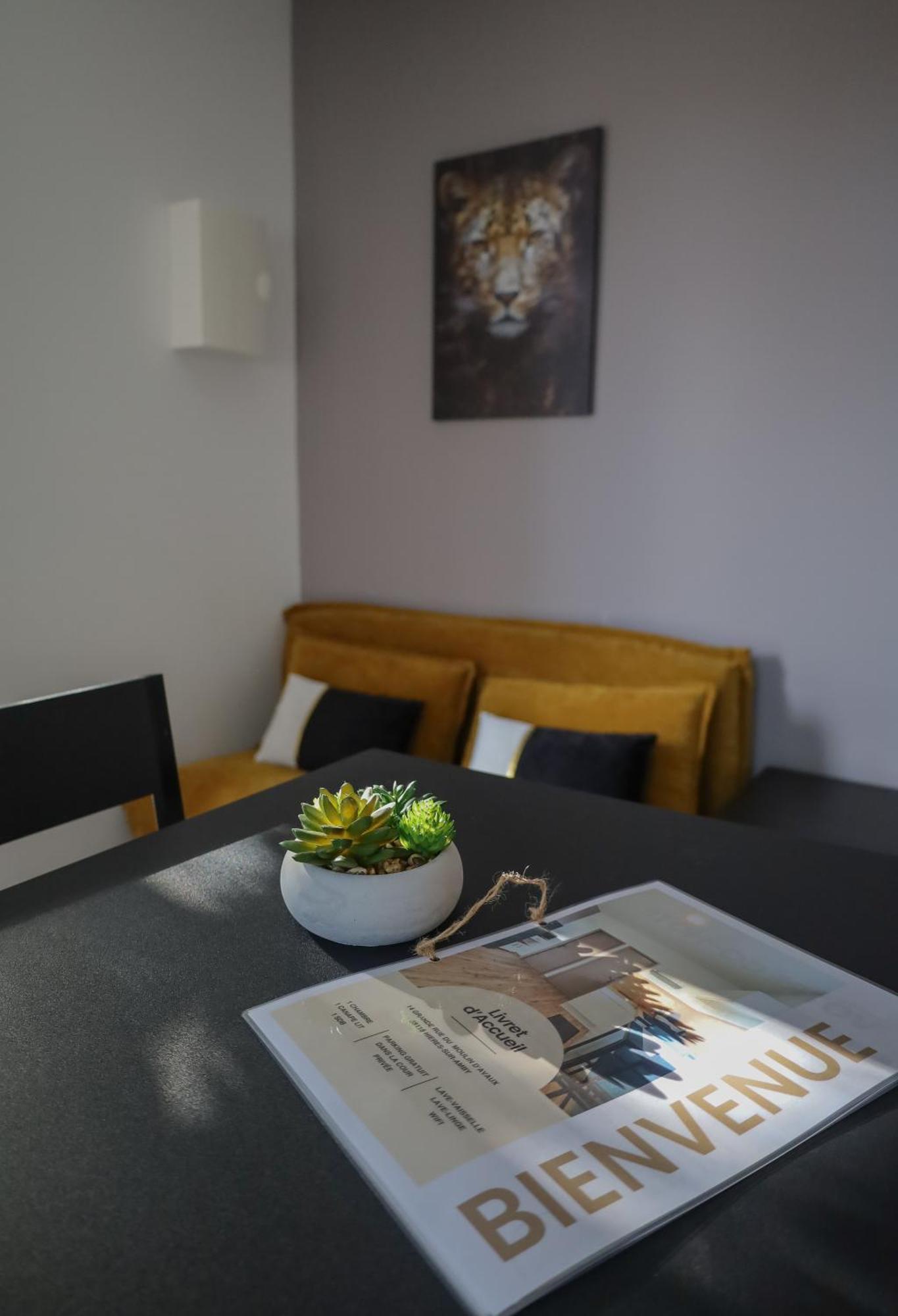 Le Westy 2 Apartment Hieres-Sur-Amby Екстериор снимка